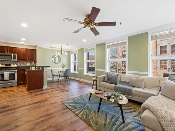 812 Grand Street image 1 of 25