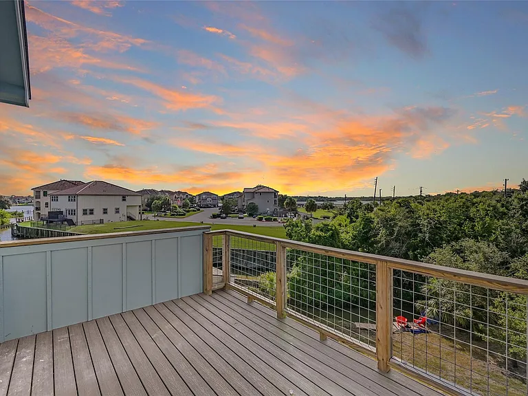 4444 Shady Lake Dr — Photo 4