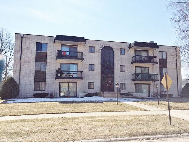 1st image of 5715 W 129th St APT 2C