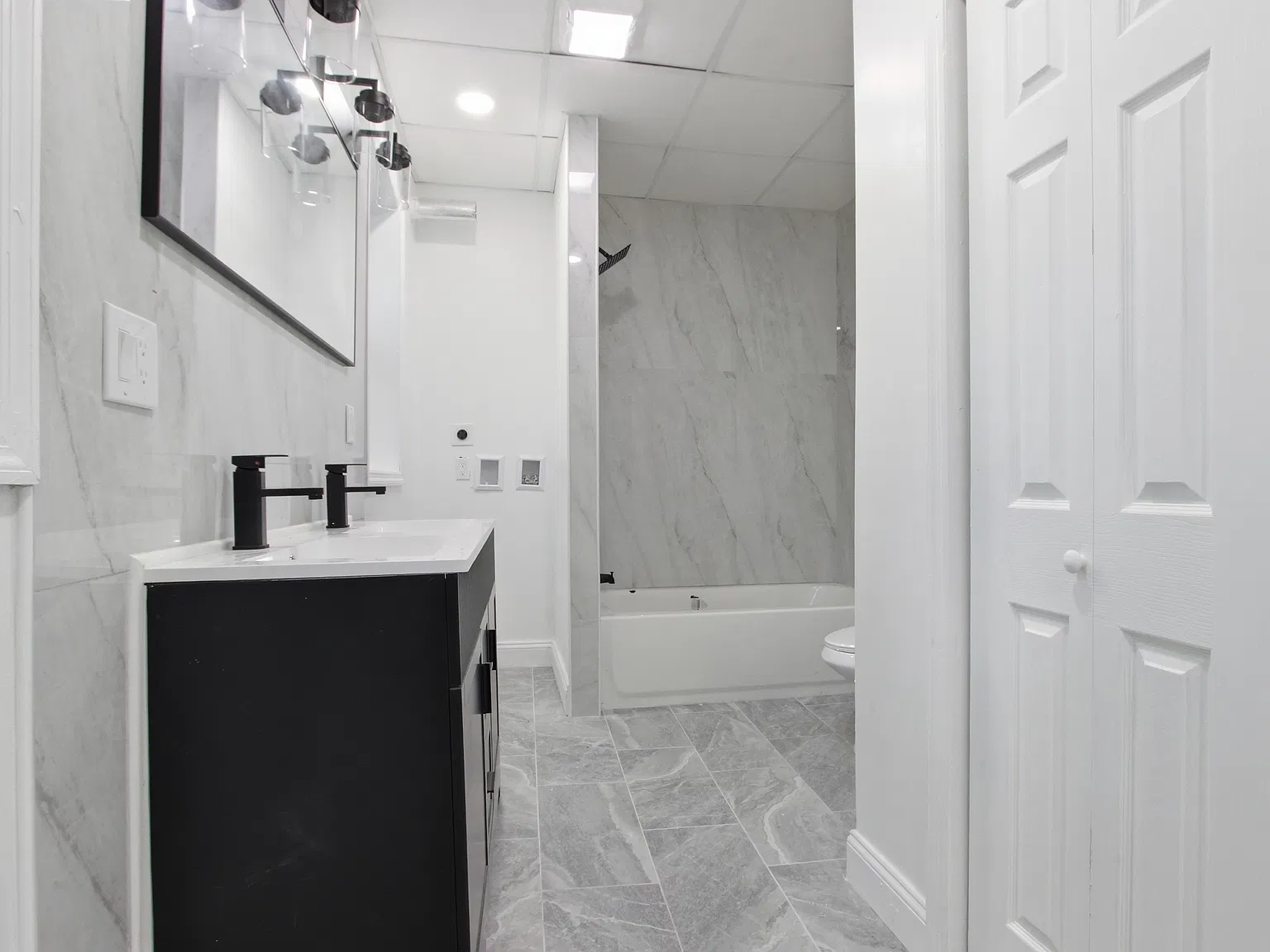 Studio, 1300 sqft, $650 — Photo 4