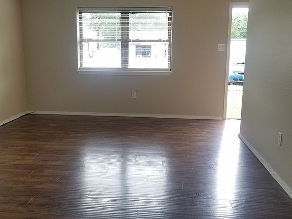 5th image of 104 N Cumberland Ave