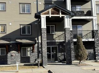 175 SW Panatella Hl NW #1403, Calgary, AB T3K 0V9