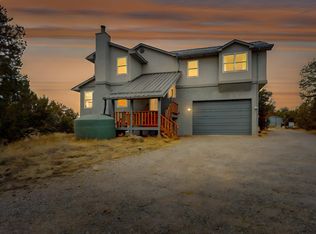 2 Luckie Ln, Sandia Park, NM 87047
