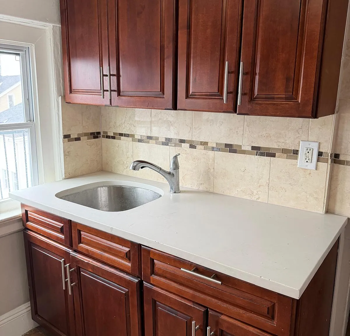 Deerfield Rd, Far Rockaway — Photo 3