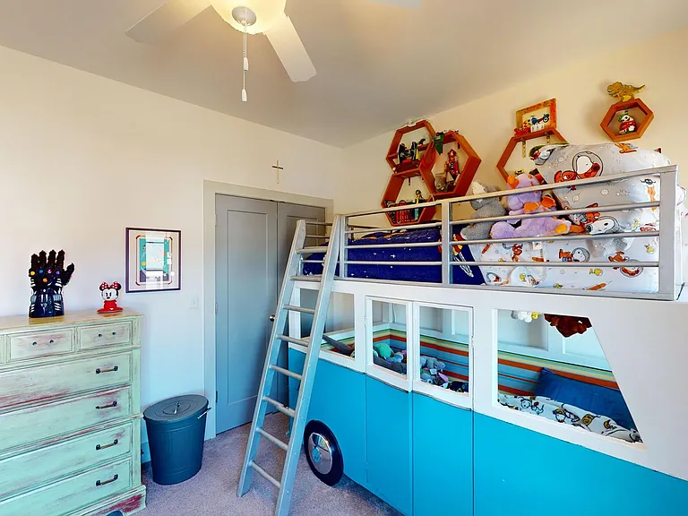 7075 Fain Park Dr — Photo 20