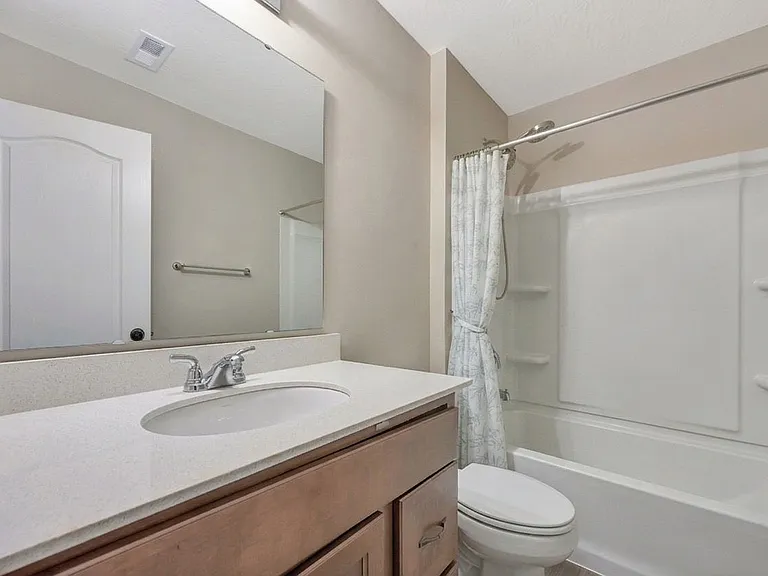 5103 Hazeltine Ln — Photo 22