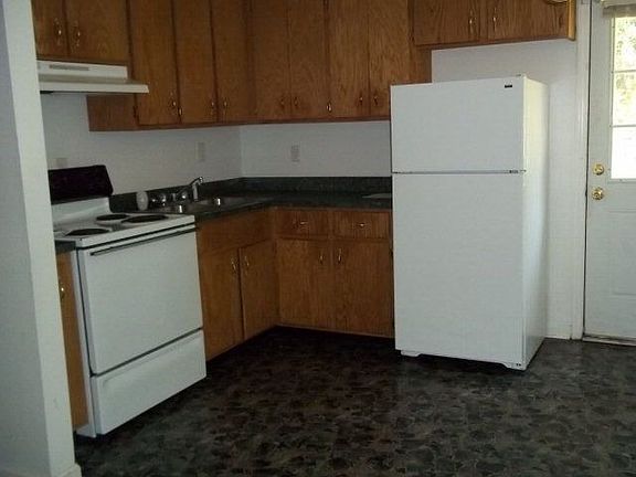 5th image of 122024 Jasper St