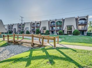 7306 Blackstone Ave APT 1, Justice, IL 60458