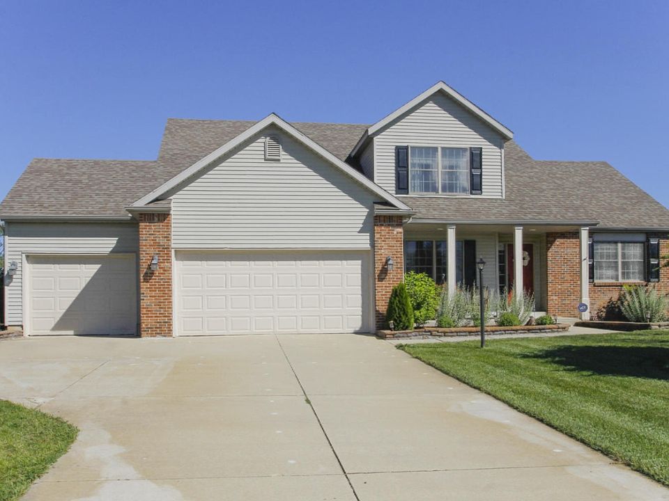 1st image of 61622 Windridge Ct #152