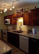 4th image of 409 Hazel Ave