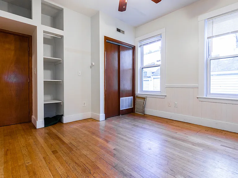59 Linden St #3 — Photo 5