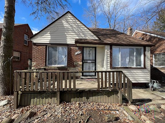 5th image of 16143 W Pkwy
