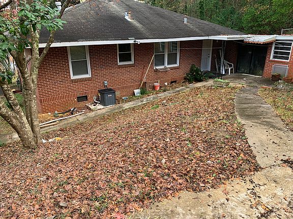 3rd image of 76 Mathews St