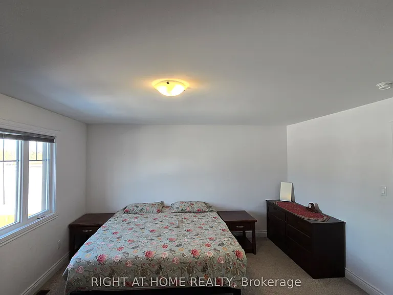 330 Twilight Ave — Photo 15