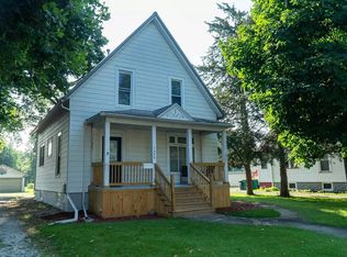 1459 N Seminary St, Galesburg, IL 61401