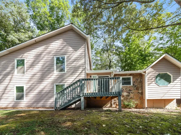 392 Doeskin Ln SE, Smyrna, GA 30082