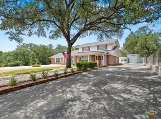 699 Floral Ave, New Braunfels, TX 78130