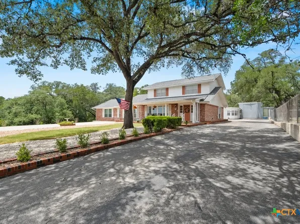 699 Floral Ave, New Braunfels, TX 78130