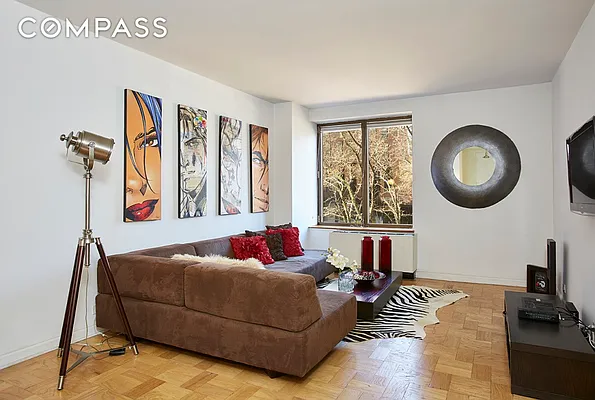 Sold by Compass | media 1