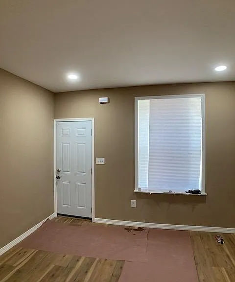 4523 Parrish St — Photo 16
