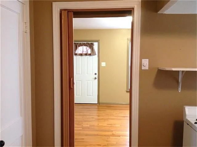 1710 Oxford St — Photo 2
