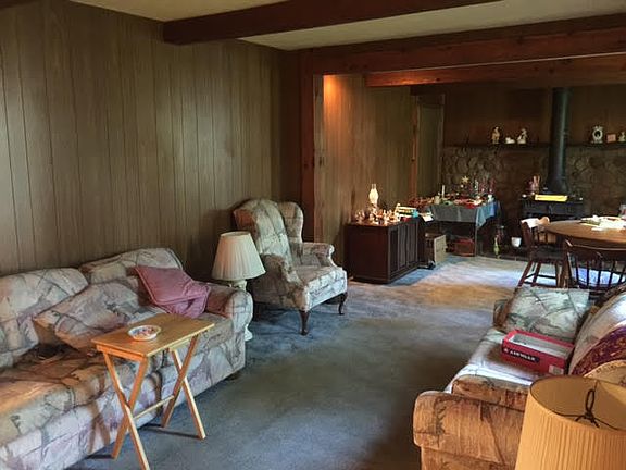 3rd image of 879 W 62nd Pl