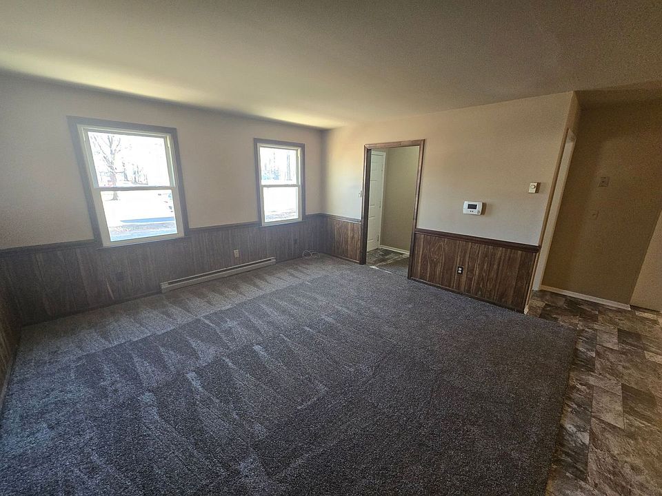 2nd image of 3915 Pruett Dr N