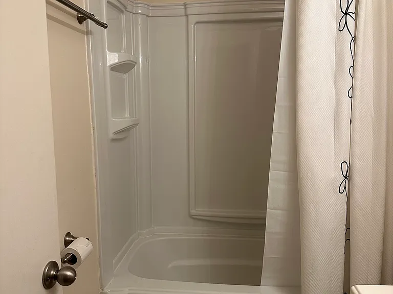 137 Stoneybrook Ct #A2 — Photo 16