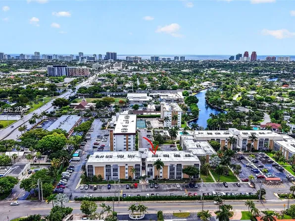 3040 NE 16th Ave APT 310, Oakland Park, FL 33334