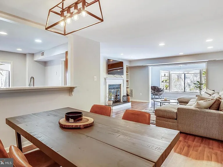 14 Windbrooke Cir — Photo 9