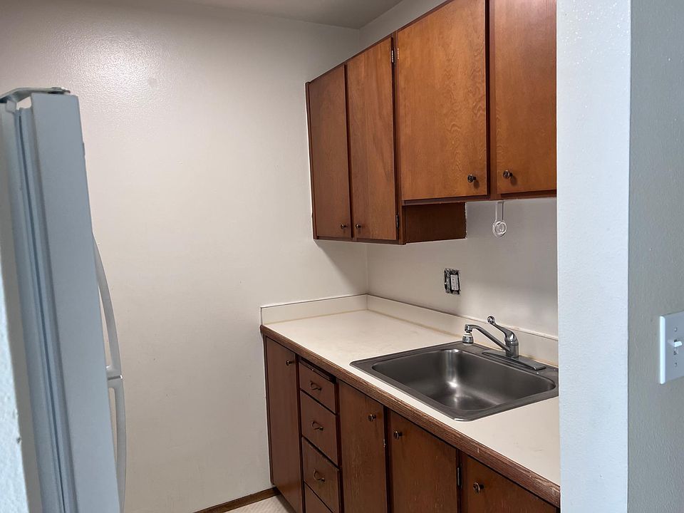 Tyee Apartments 4115 Brooklyn Ave NE Seattle WA Zillow