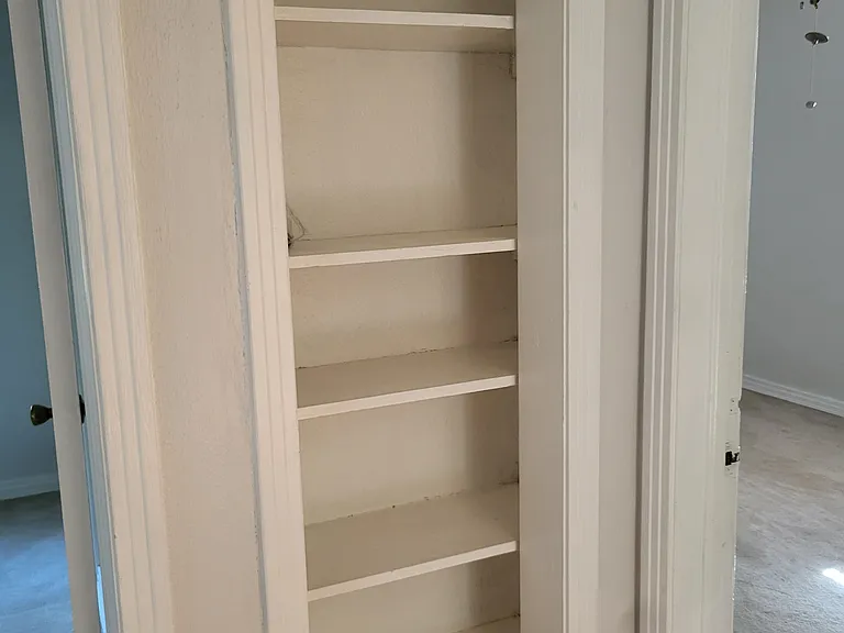 10815 N Edison Ave — Photo 16