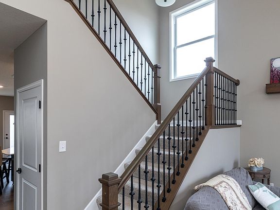 5th image of 6598 Alverno Ln