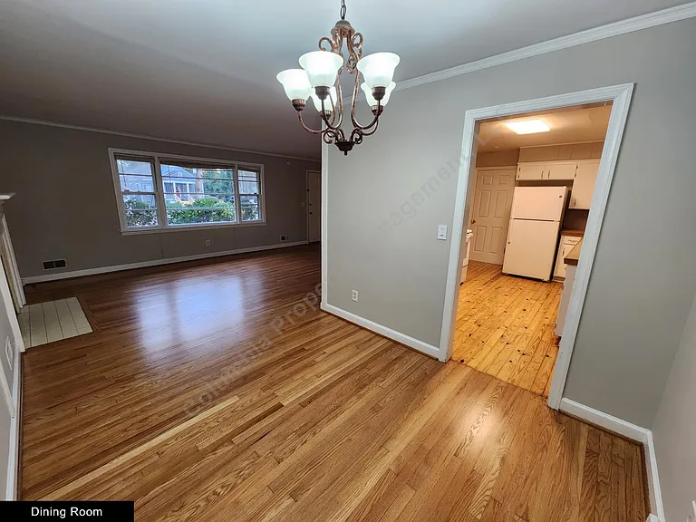 4033 Yale Ave — Photo 5