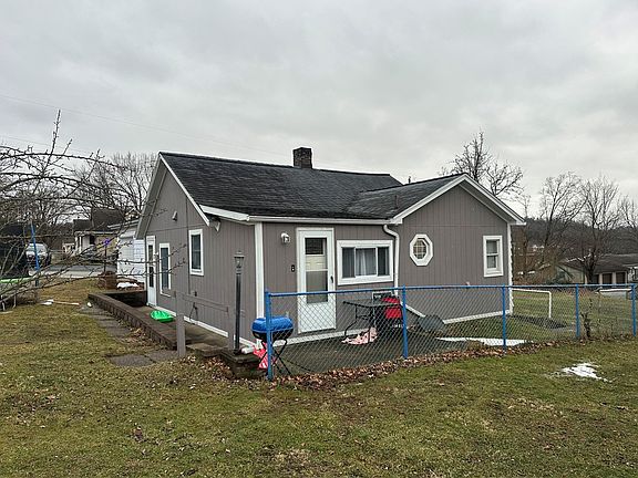 2nd image of 514 Penn High Park Rd