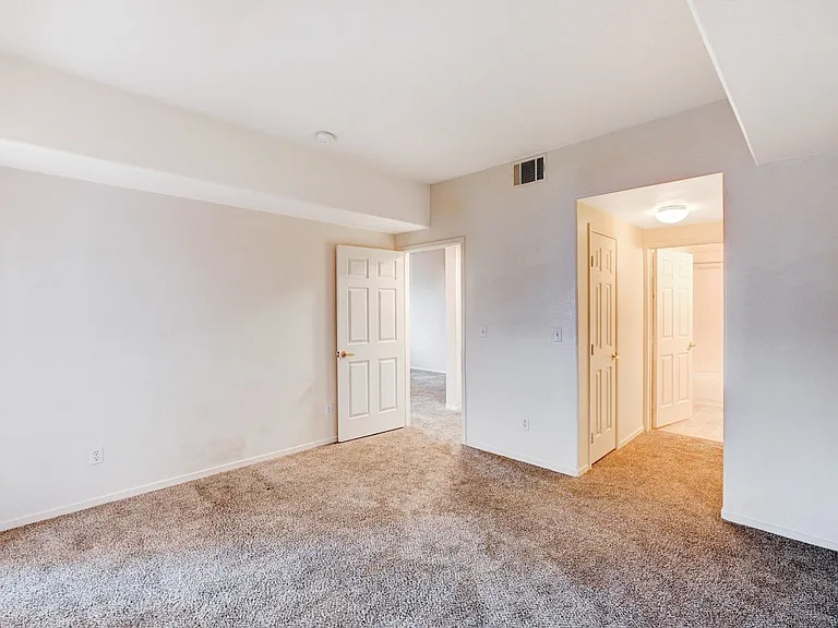10553 Pine Pointe Ave #102 — Photo 25