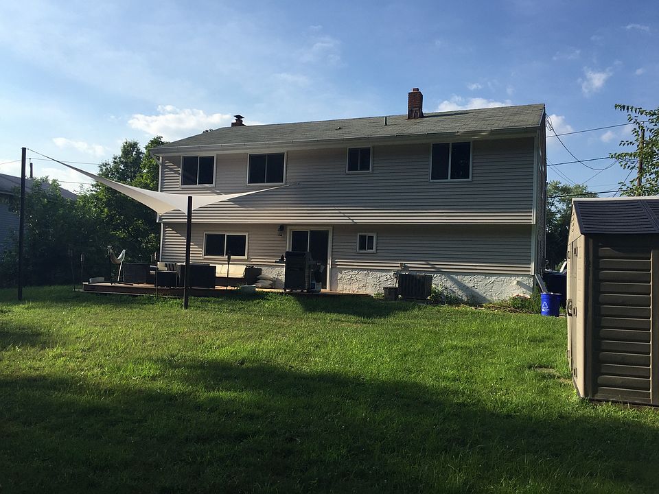 2nd image of 108 Cambridge Ave