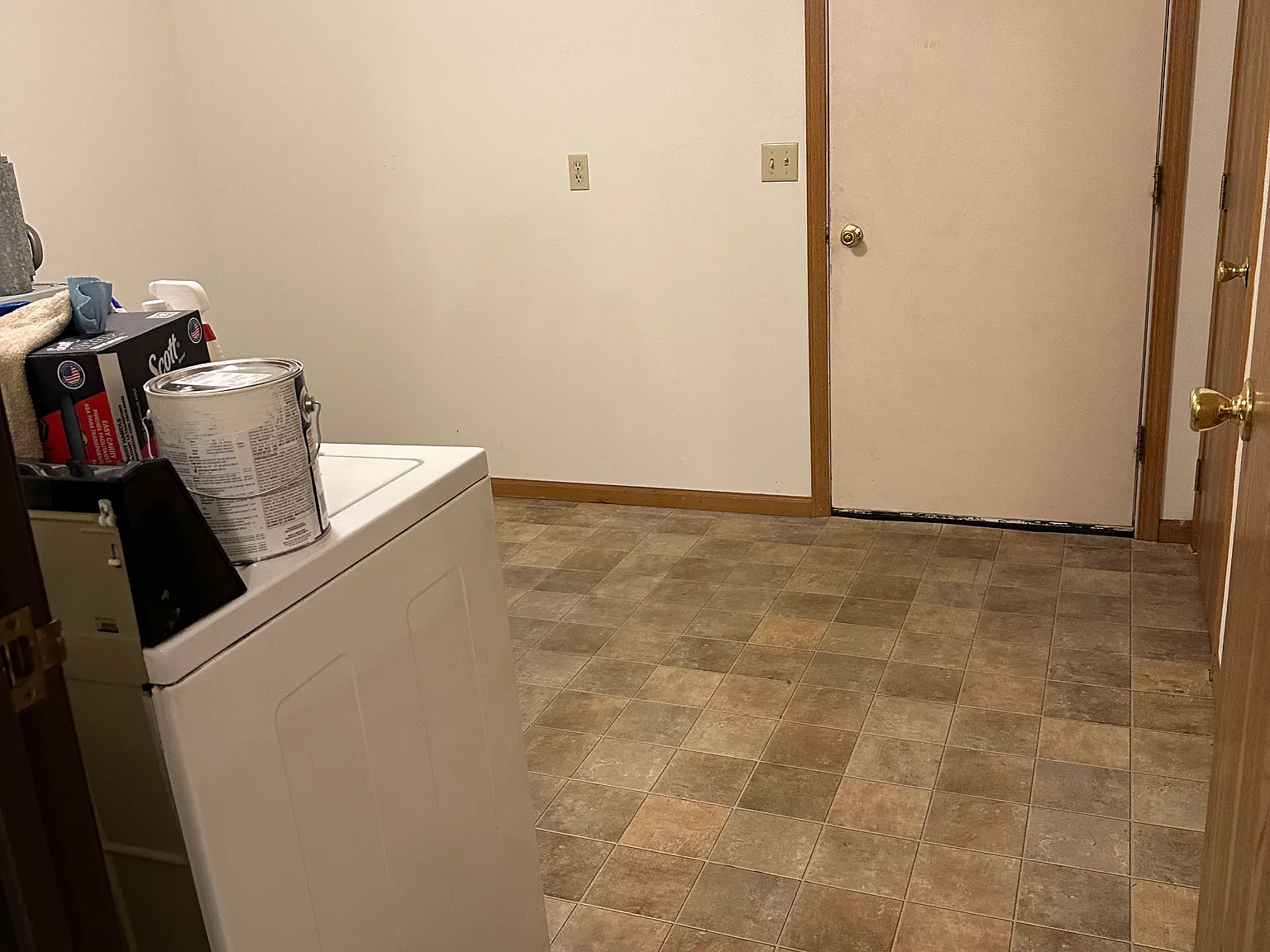 2 bed, 1200 sqft, $1,475 — Photo 3