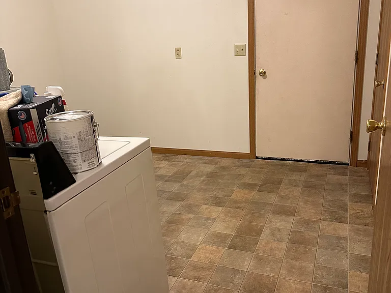 5558 Tall Pines Pkwy #3 — Photo 3