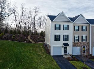 32 Truman Cir, Mc Kees Rocks, PA 15136