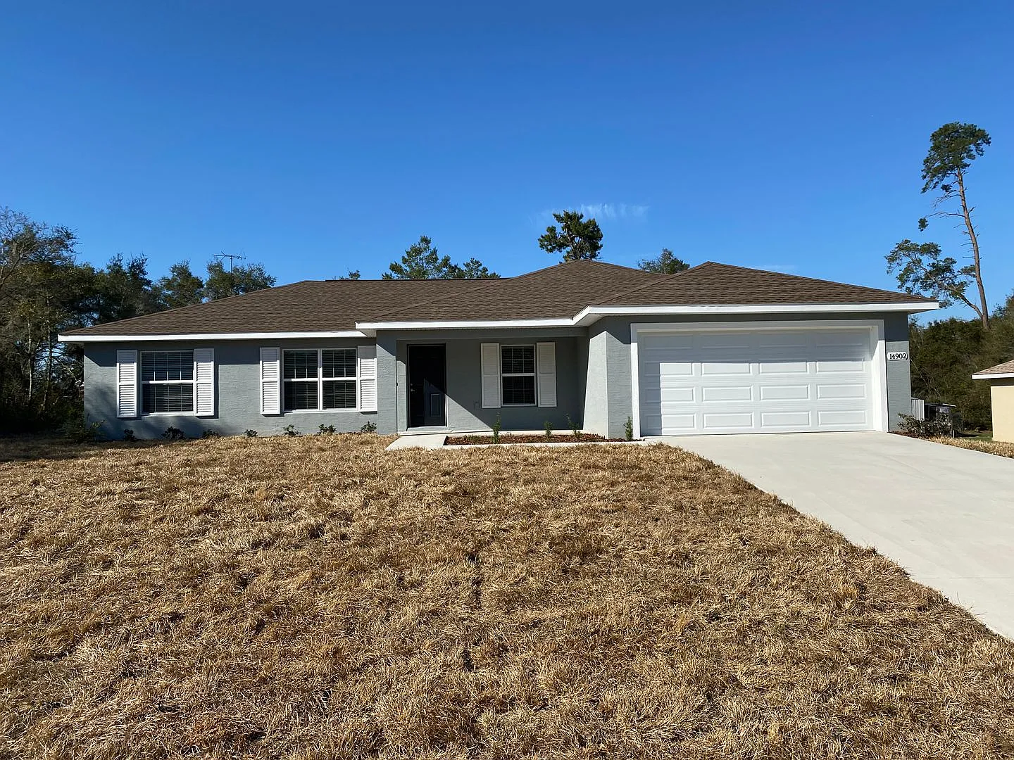 Desirable Sw Ocala Neighborhood 4/2/2 *Won't Last* — Photo 1