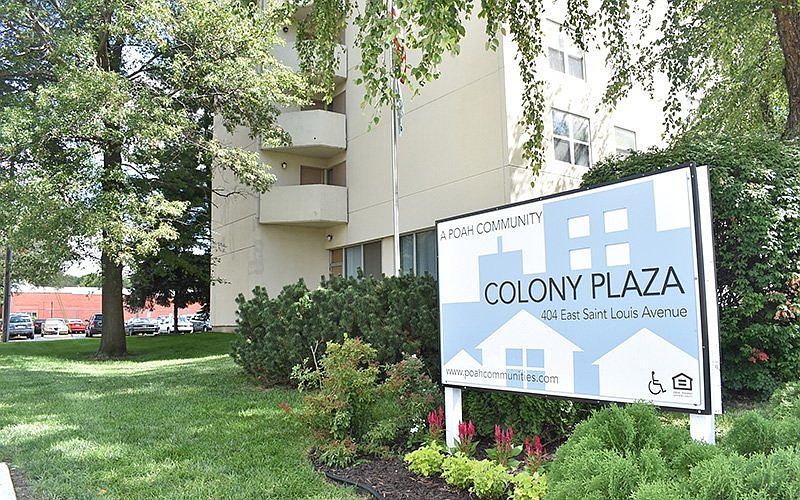 1st image of 404 E Saint Louis Ave #404