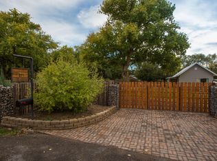 419 W Meadowlark Ln, Corrales, NM 87048