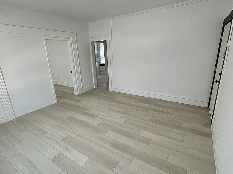 463 21st St #2 — Photo 13
