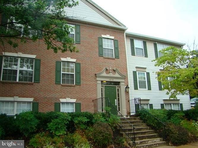 1st image of 12115 Greenway Ct APT 201
