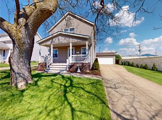 1461 Iroquois Ave, Mayfield Heights, OH 44124