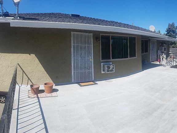 3rd image of 623 Bolton Ct APT 4