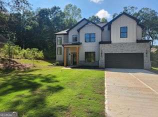 141 Bowden St, Locust Grove, GA 30248