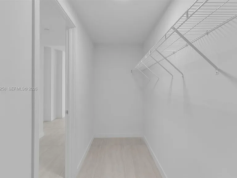 77 SE 5th St #Penthouse 03 — Photo 14