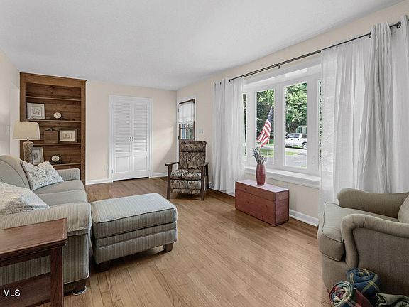 4th image of 20 Arthur Terrace